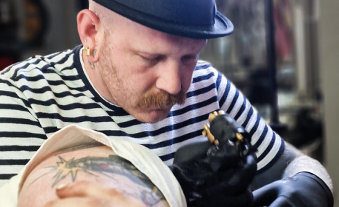 Simon Watkins tattoo artist at broken puppet tattoo Worthing uk
